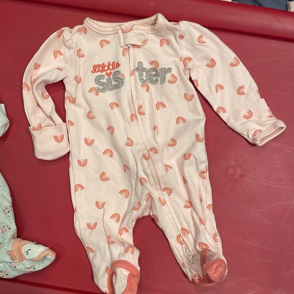 Little Sister sleepers and onesie Size NB - Picture 10 of 14